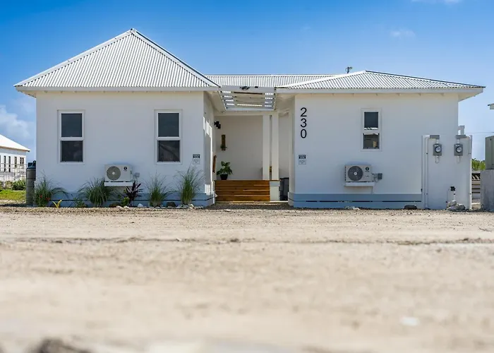 Camey's House And Mistico Club Boat Shuttle * San Pedro (Ambergris Caye)